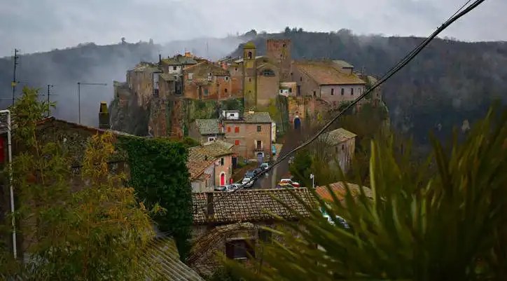 江湖運勢順口溜，命犯三災關，車前馬有險，注意被火燒和被水淹