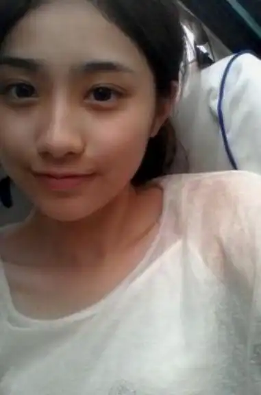 喜歡素顏的女人在八字上也可以看出來