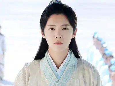 八字預測男命不利妻斷語參考，日坐沐浴, 得美妻, 但需避免是非