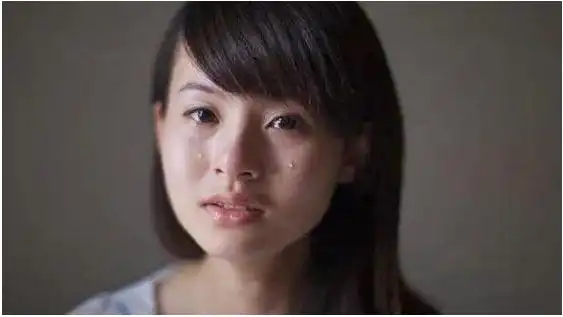 八字算婚姻：婚姻多波折的女命八字